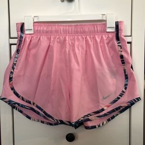 Women’s Nike Tempo Shorts - S - NEW WITH TAGS